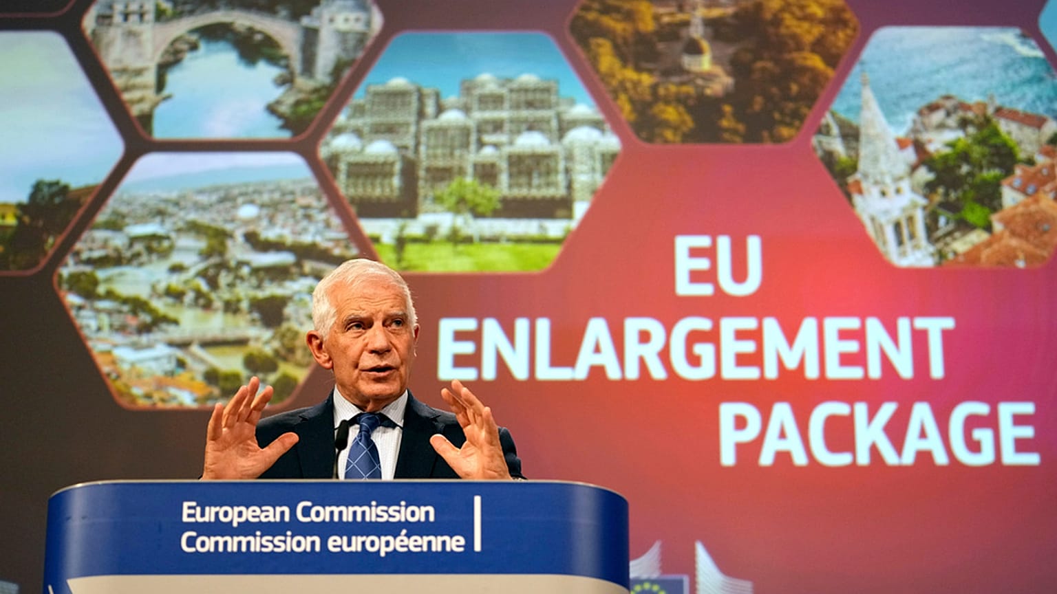 AB dış politika şefi Josep Borrell, 2024 Genişleme Raporu'nu sunuyor, Brüksel, 30 Ekim 2024.