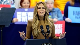 Jennifer Lopez a Las Vegas al comizio di Kamala Harris