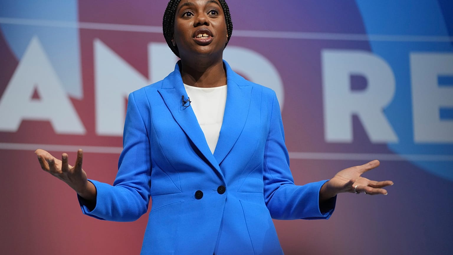 Kemi Badenoch, candidata à liderança do Partido Conservador