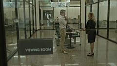 ΜΕΤΑΞΥ ΓΥΑΛΙΝΩΝ ΤΟΙΧΩΝ ΤΑ ΔΩΜΑΤΙΑ ΚΑΤΑΜΕΤΡΗΣΗΣ ΤΩΝ ΨΗΦΩΝ