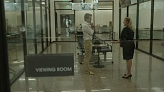ΜΕΤΑΞΥ ΓΥΑΛΙΝΩΝ ΤΟΙΧΩΝ ΤΑ ΔΩΜΑΤΙΑ ΚΑΤΑΜΕΤΡΗΣΗΣ ΤΩΝ ΨΗΦΩΝ