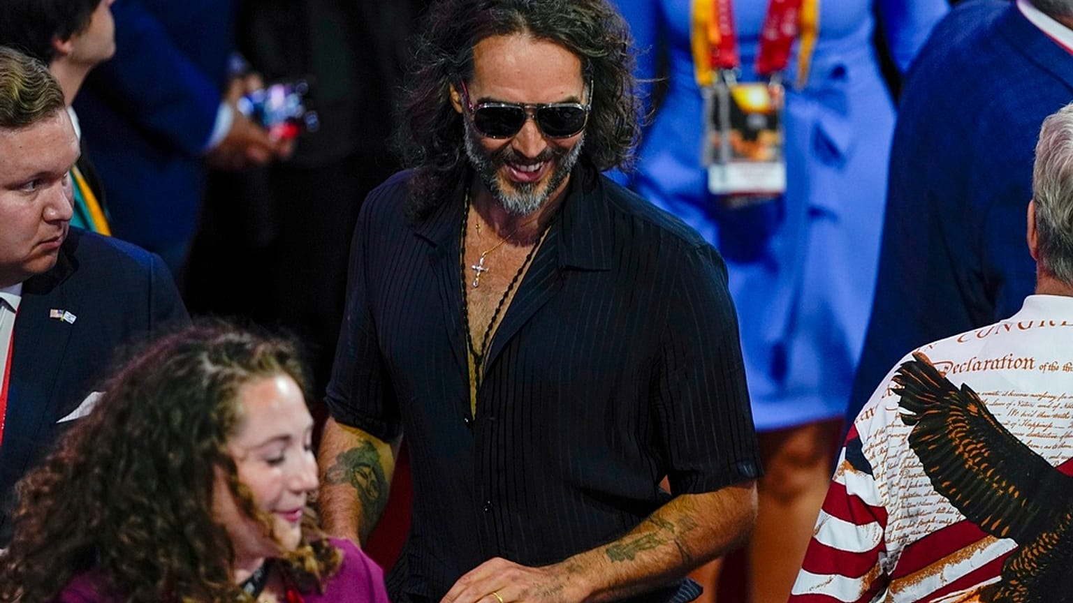 Russell Brand Perşembe günü Milwaukee'de düzenlenen Cumhuriyetçi Ulusal Kongre'de, Temmuz 2024