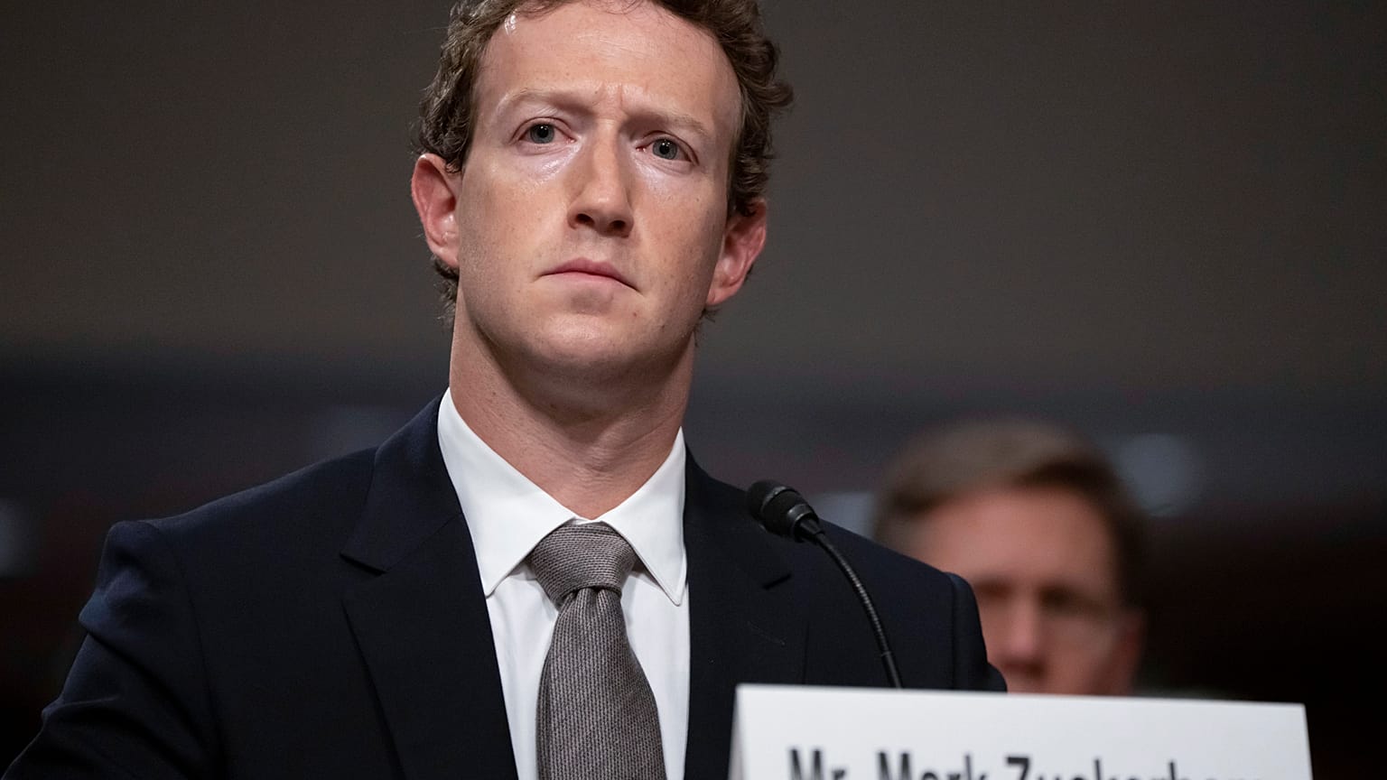 Meta CEO'su Mark Zuckerberg Senato Yargı Komitesi'nin duruşmasına katılıyor, Ocak 2024.