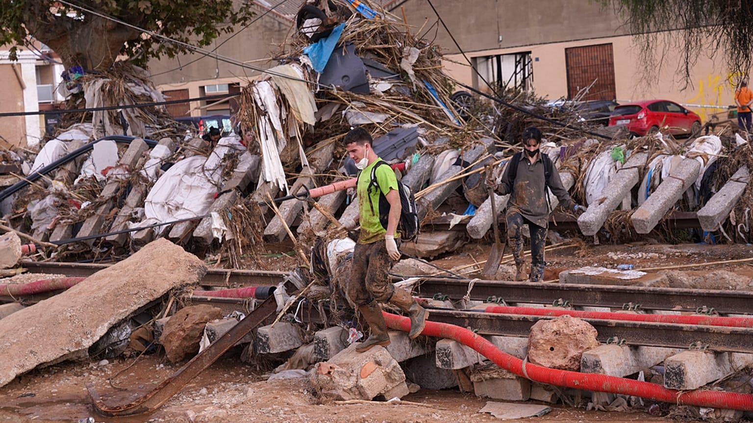 Efecto de las inundaciones en Paiporta.