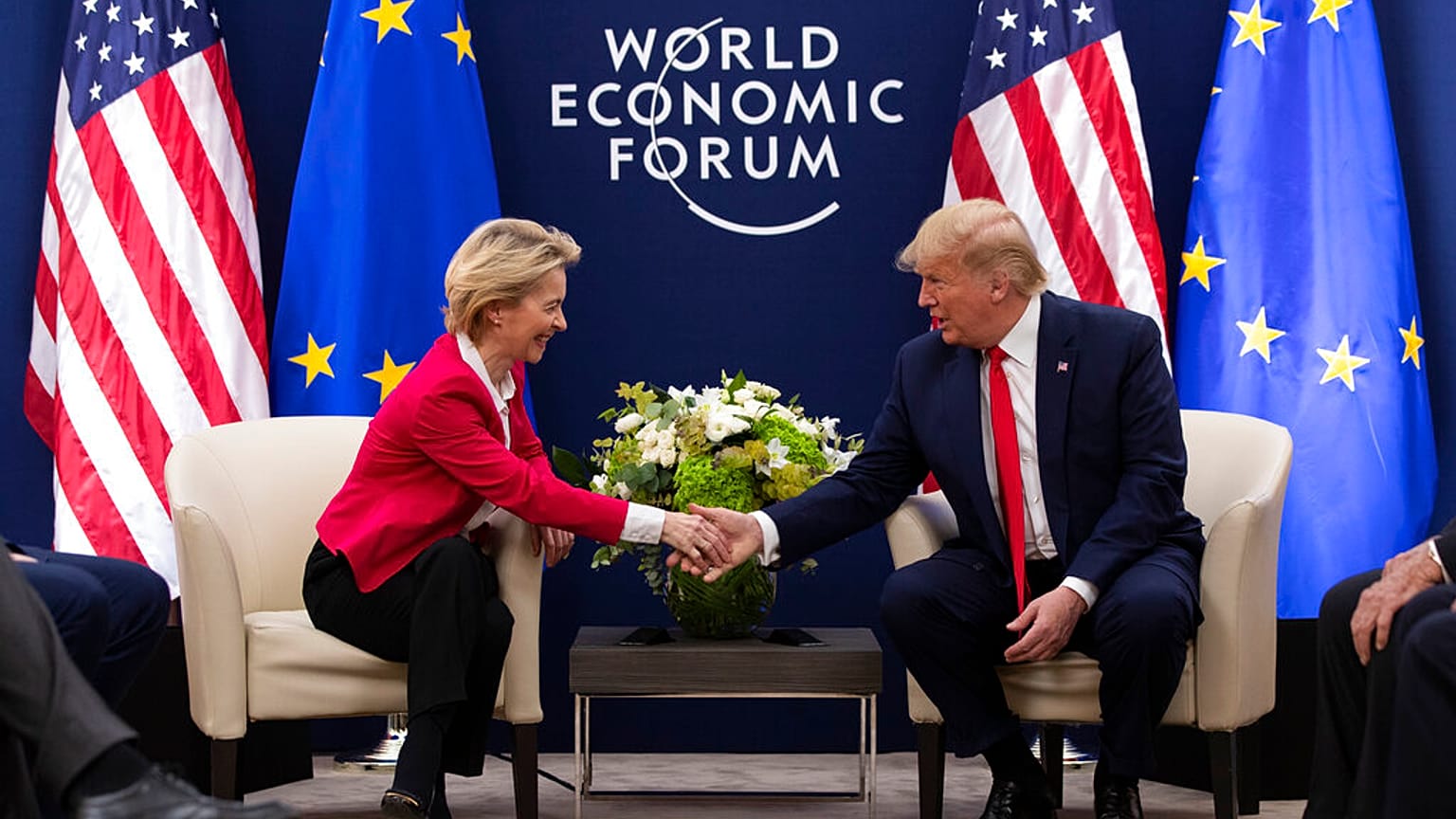 Дональд Трамп  c Урсулой фон дер Ляйен на Всемирном экономическом форуме, 21 января 2020 года!