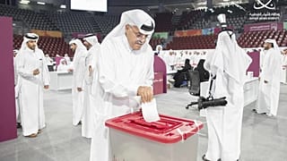 Katarlılar referandumda oy kullanıyor