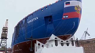 Rússia inaugura novo navio quebra-gelo nuclear