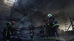 Un bâtiment endommagé par une frappe russe à Kyiv, Ukraine, le 7 novembre 2024.