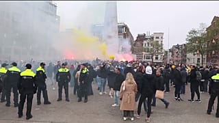 ach gewalttätigen Übergriffen auf israelische Fans am Rande eines Fußballspiels hat Amsterdam alle Demonstrationen für drei Tage verboten