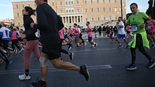 Δρομείς τρέχουν στα 5 χιλιόμετρα του Σαββάτου