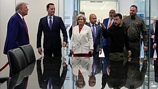 دونالد ترامب يجتمع مع الرئيس الأوكراني فولوديمير زيلينسكي في برج ترامب، الجمعة، 27 سبتمبر 2024