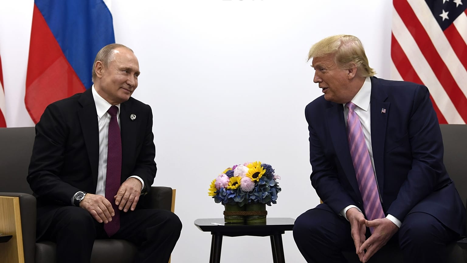 2019-es felvétel: Trump és Putyin a G-20-ak oszakai csúcstalálkozóján