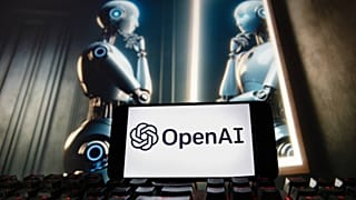 شعار أوبن إيه آي OpenAI على هاتف محمول من تصميم تشات جي بي تي في بوسطن 8 كانون الأول ديسمبر 2023