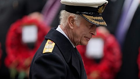 Le roi Charles III assiste à la cérémonie du souvenir au cénotaphe de Londres, le 10.11.2024.