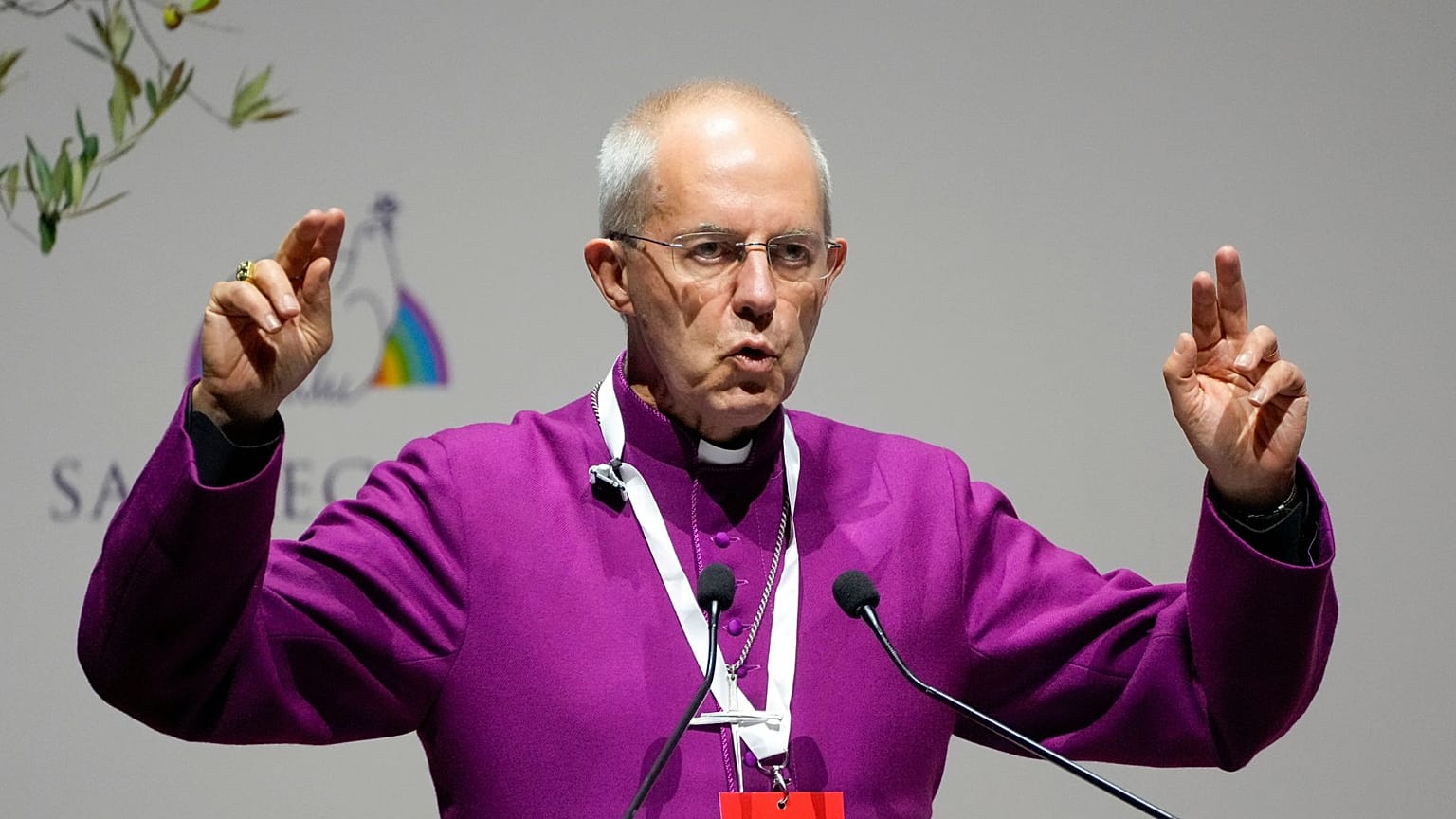 Canterbury Başpiskoposu Justin Welby, 6 Ekim 2021 tarihinde Roma'da düzenlenen dinler arası bir toplantıda konuşma yapıyor.