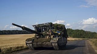 Ukrán katonák a Szumi térségben, az orosz határnál