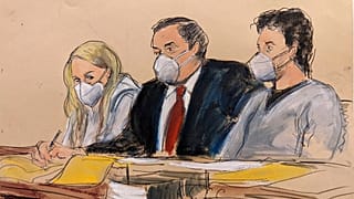 Bírósági rajz: Sam Enzer ügyvéd Heather Morgan és férje, Ilya Lichtenstein között 2022. február 8-án, New Yorkban