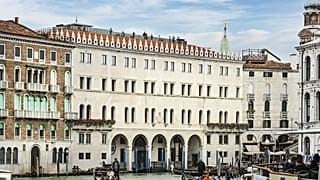Το Fondaco dei Tedeschi στη Βενετία κλείνει