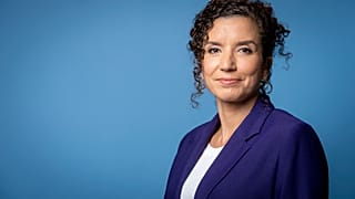 Nora Achahbar é membro do NSC, um dos quatro partidos que formam o governo neerlandês, l