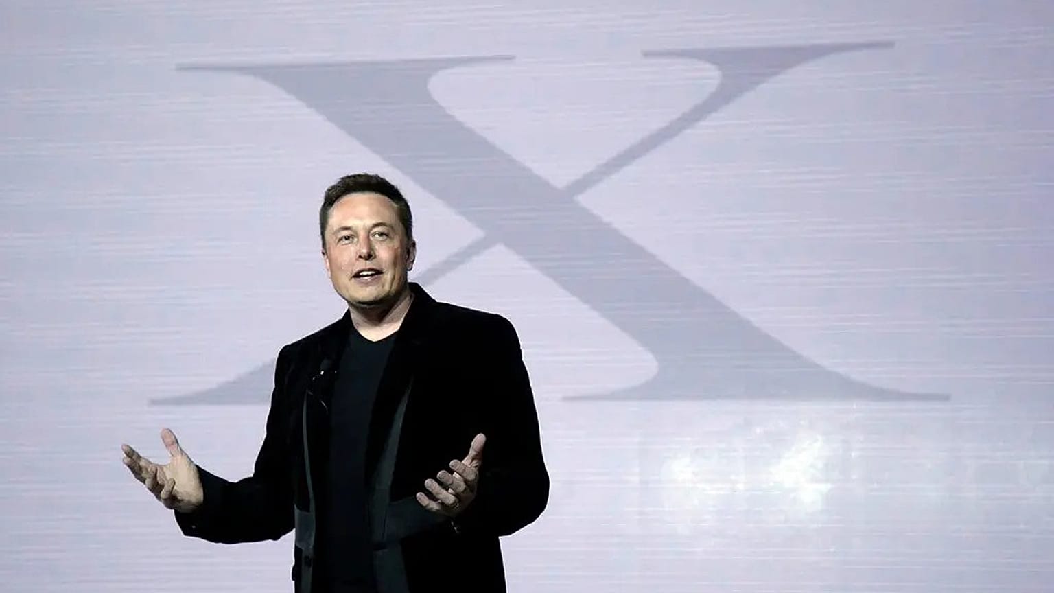 Musk, X'in algoritmalarını sıklıkla değiştiriyor
