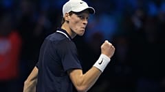 Jannik Sinner durante la partita finale delle ATP World Tour Finals contro lo statunitense Taylor Fritz all'Arena Inalpi di Torino, 17 novembre 2024