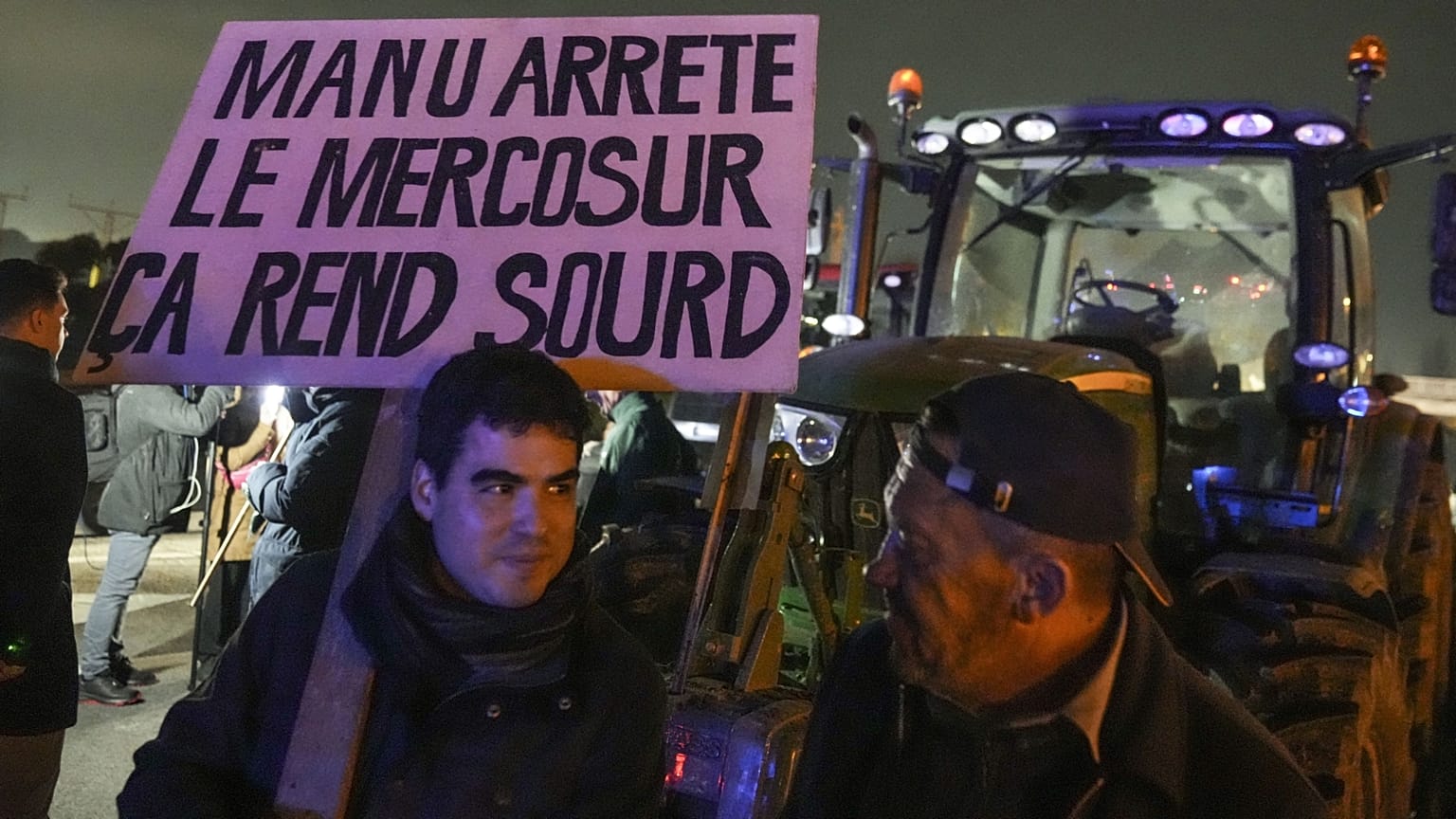Francia gazdák tüntetnek a szabadkereskedelmi megállapodás ellen