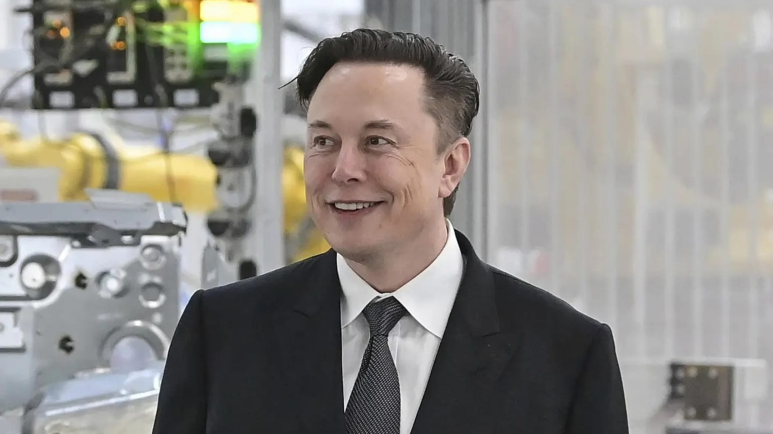 Musk başkanlık seçimlerinde açıktan Donald Trump'ı destekledi