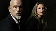 John Malkovich és Anastasya Terenkova
