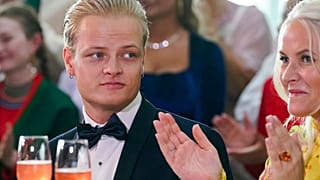Norwegens Marius Borg Hoiby und Kronprinzessin Mette-Marit in Oslo, 16. Juni 2022.