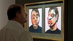 Francis Bacon'ın "Two Studies for a Self-Portrait" adlı eserinin New York'taki Sotheby's müzayede ön gösterimi sırasında çekilmiş fotoğrafı