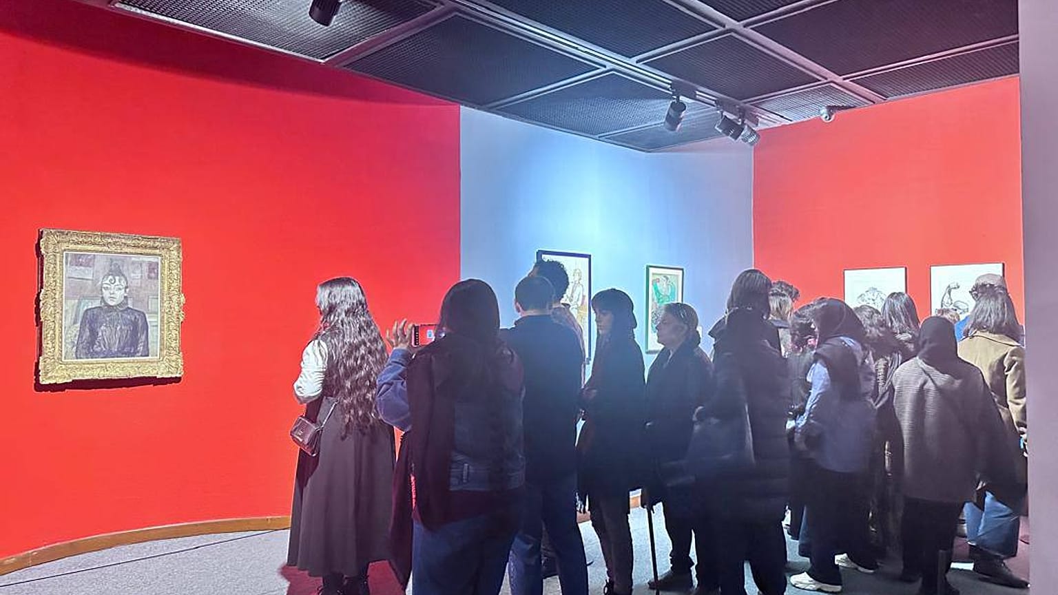 نمایشگاه چشم در چشم در محل موزه هنرهای معاصر تهران