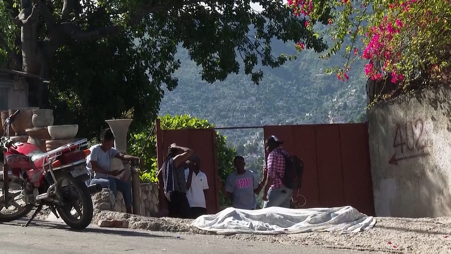 La violence des gangs a forcé plus de 20 000 personnes à fuir Port-au-Prince ces derniers jours, selon les Nations Unies. 