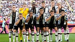 المنتخب الألماني خلال كأس العالم  في ملعب خليفة الدولي في الدوحة، قطر، 23 نوفمبر/تشرين الثاني 2022. 