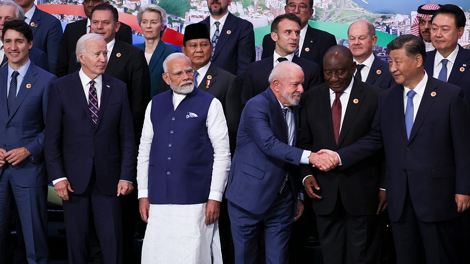 Csoport kép a brazíliai G20-as csúcs megnyitója előtt