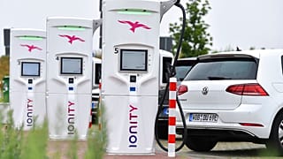 Así son las estaciones de carga de vehículos eléctricos