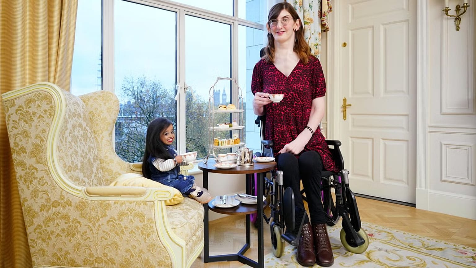 Jyoti Amge e Rumeysa Gelgi
