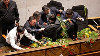 Début tendu du nouveau président de la Chambre des députés de l'Assemblée législative plurinationale de Bolivie, Omar Yujra.