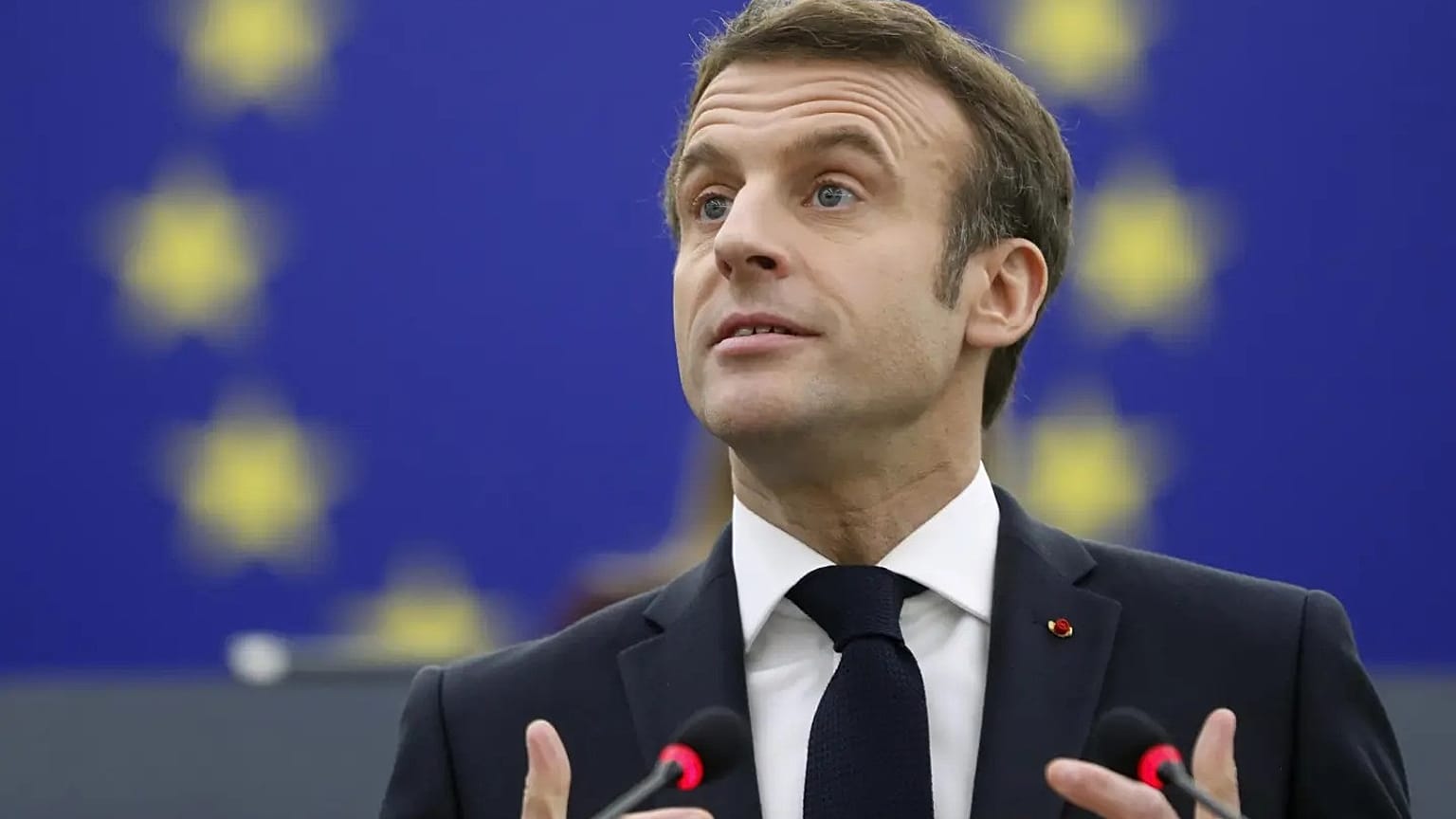 Macron'un 2022'de Avrupa Parlamentosu'ndaki konuşmasından bir kesit