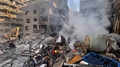 Последствия израильского удара по центру Бейруту, 23 ноября 2024 года. 