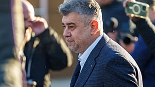 marcel Ciolacu román kormányfő, az elnökválasztás első fordulójának esélyese