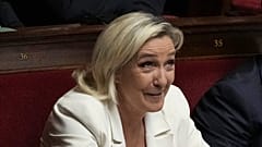 Marine Le Pen, da extrema-direita francesa