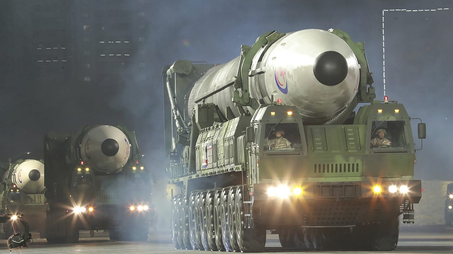 Fotónk illusztráció: az észak-koreai Hwasong-17 interkontinentális ballisztikus rakéta