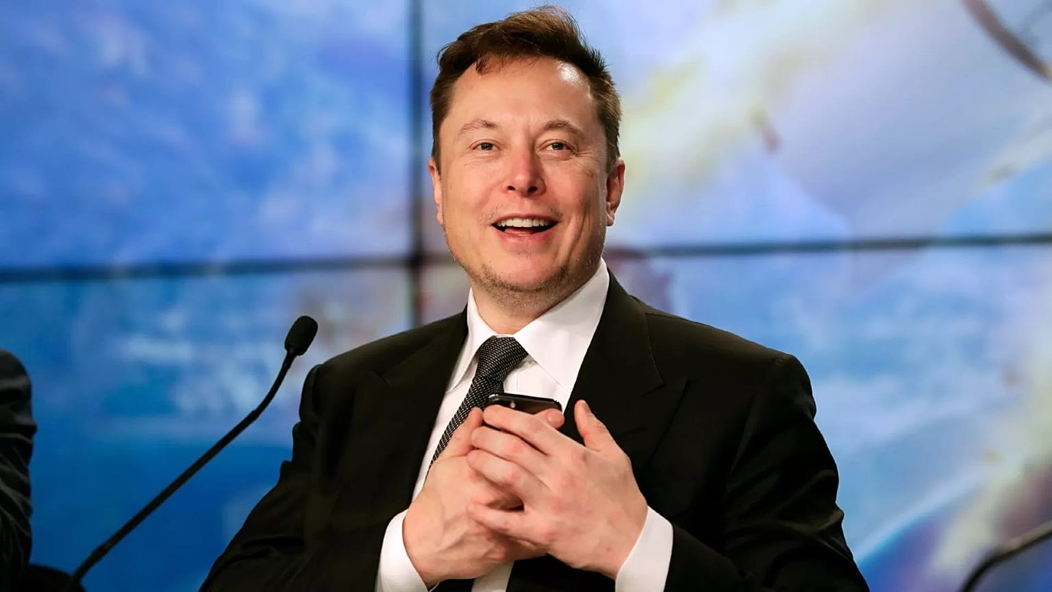 Elon Musk Twitter'ı 44 milyon dolara satın almıştı