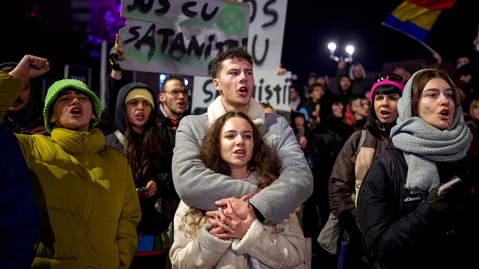 La protesta dei giovani a Bucarest