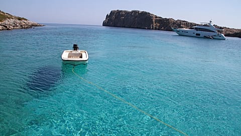 Ursula von der Leyen stayed at the holiday home of Greek PM Kyriakos Mitsotakis in 2023