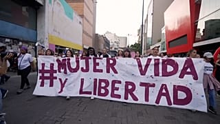 Donne in marcia per commemorare la Giornata internazionale contro la violenza sulle donne, Caracas, Venezuela, 25.11.2024