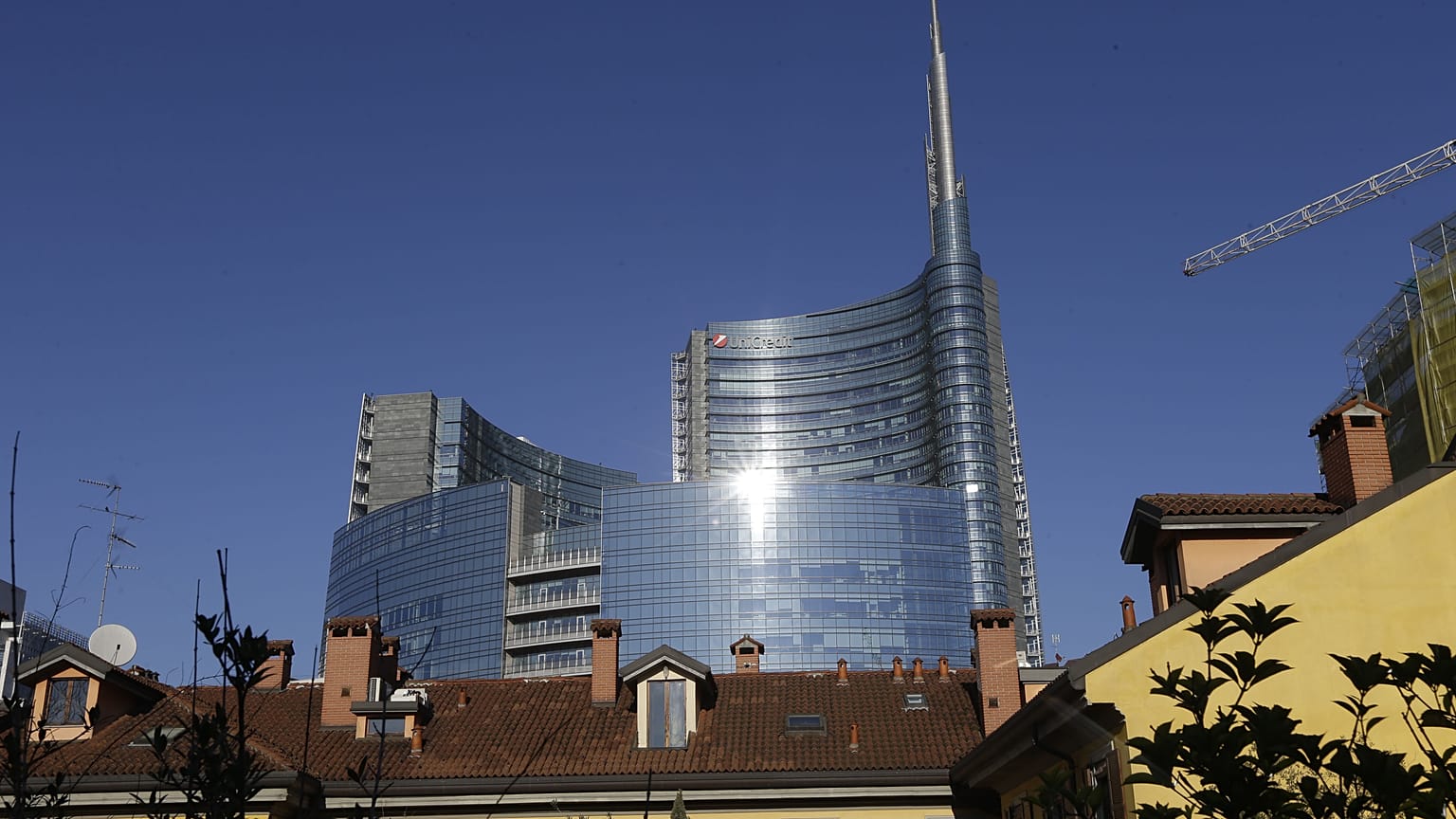 Il complesso della UniCredit Tower a Milano, Italia, mercoledì 26 gennaio 2015. 
