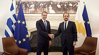 Ο Κυριάκος Μητσοτάκης και ο Νίκςο Χριστοδουλίδης