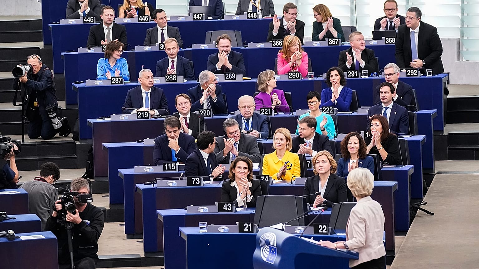 Az Európai Bizottság új összetételét szerdán erősítették meg. 