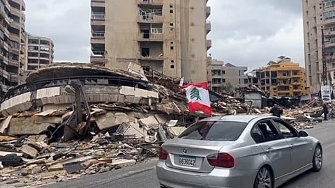 Les familles libanaises déplacées célèbrent l'accord de cessez-le-feu
